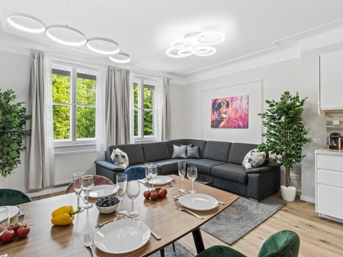Sky9 Apartments Schoenbrunn Palace ウィーン エクステリア 写真